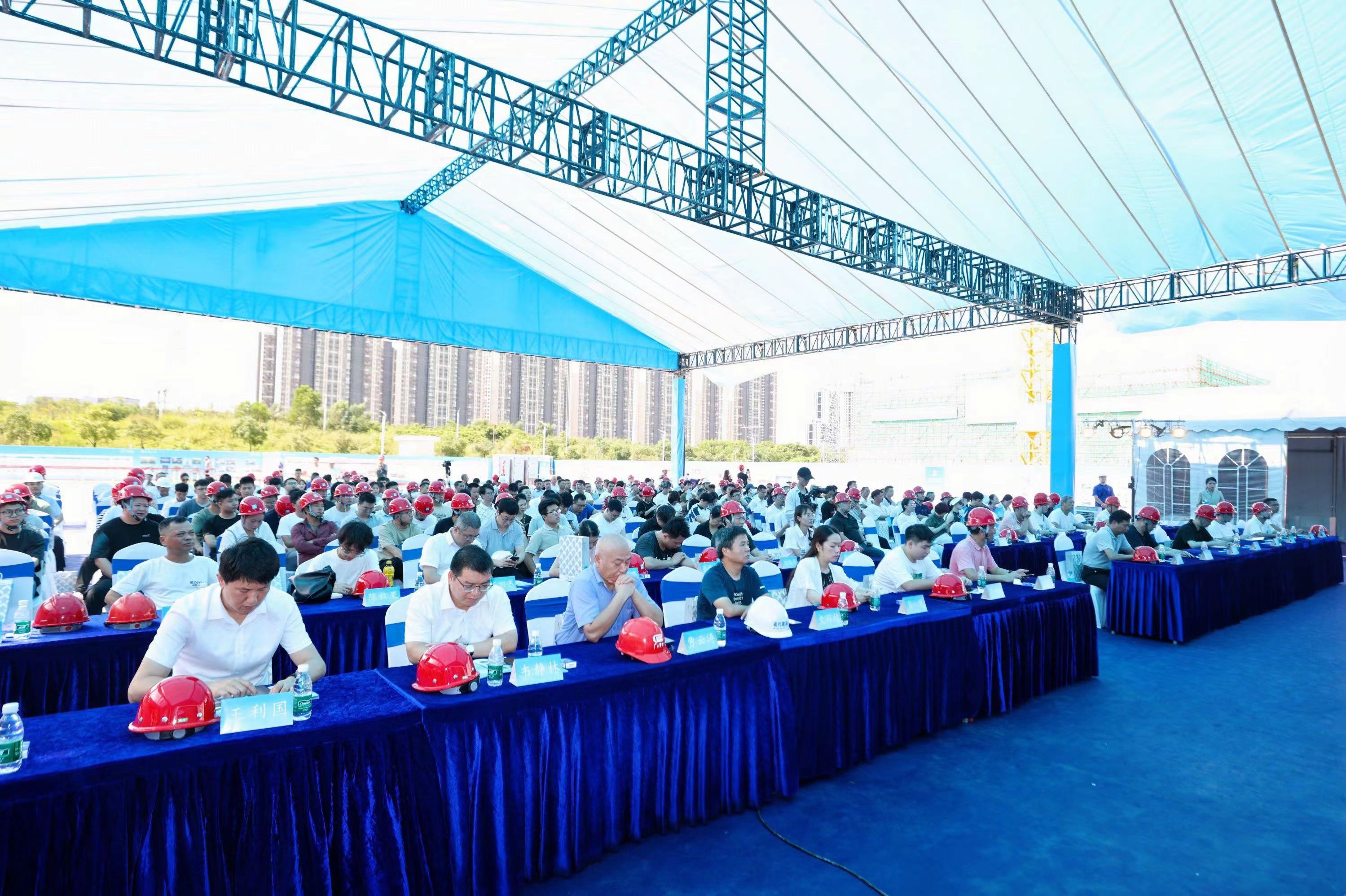 騰暉無(wú)人塔吊落地佛山|全面助力項(xiàng)目高效建造、精益建造、綠色建造、智能建造